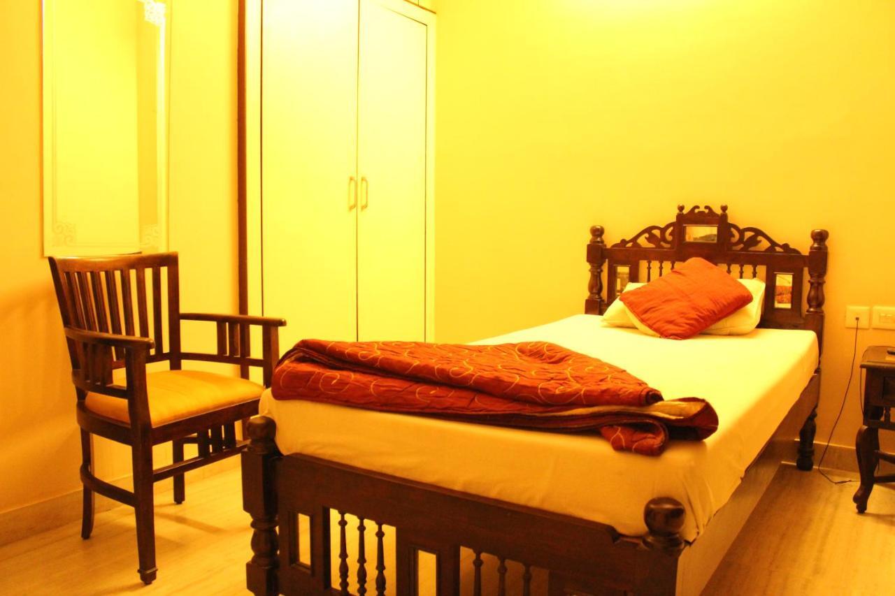 Hotel The Chit Chat Palace Джайпур Екстериор снимка