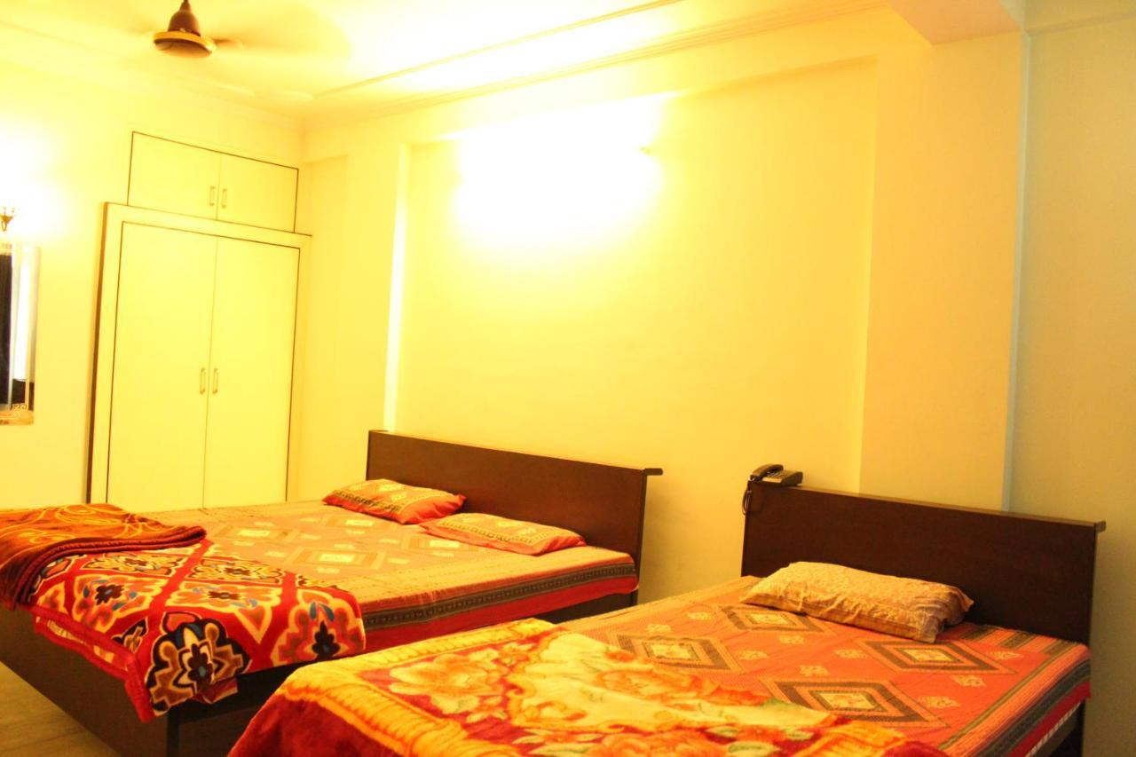 Hotel The Chit Chat Palace Джайпур Екстериор снимка